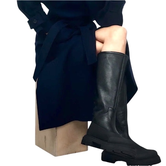 Zara black pebbled leather shearling lined tall lug sole winter boots EU 40 - Picture 1 of 15